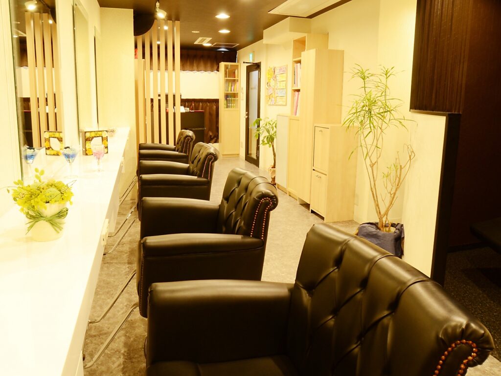 Dharmaの店内写真