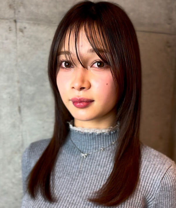 髪質改善ヘアエステ RECALOのストレートヘアスタイル
