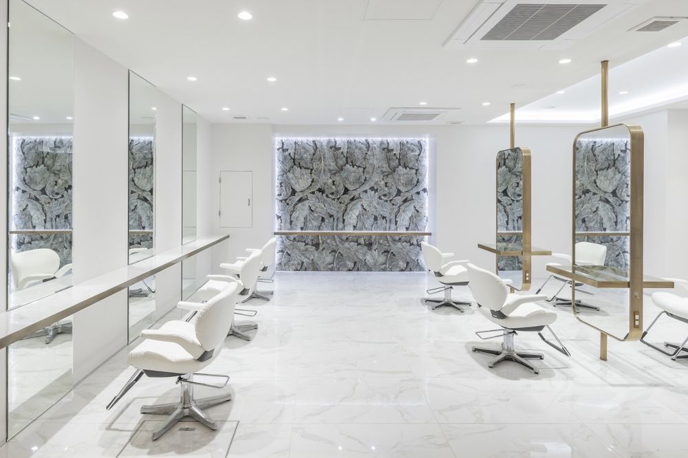 KINGDOM ALLURE　港南台の店内写真