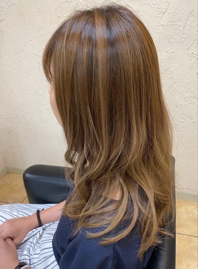 DECOのセミロングスタイル