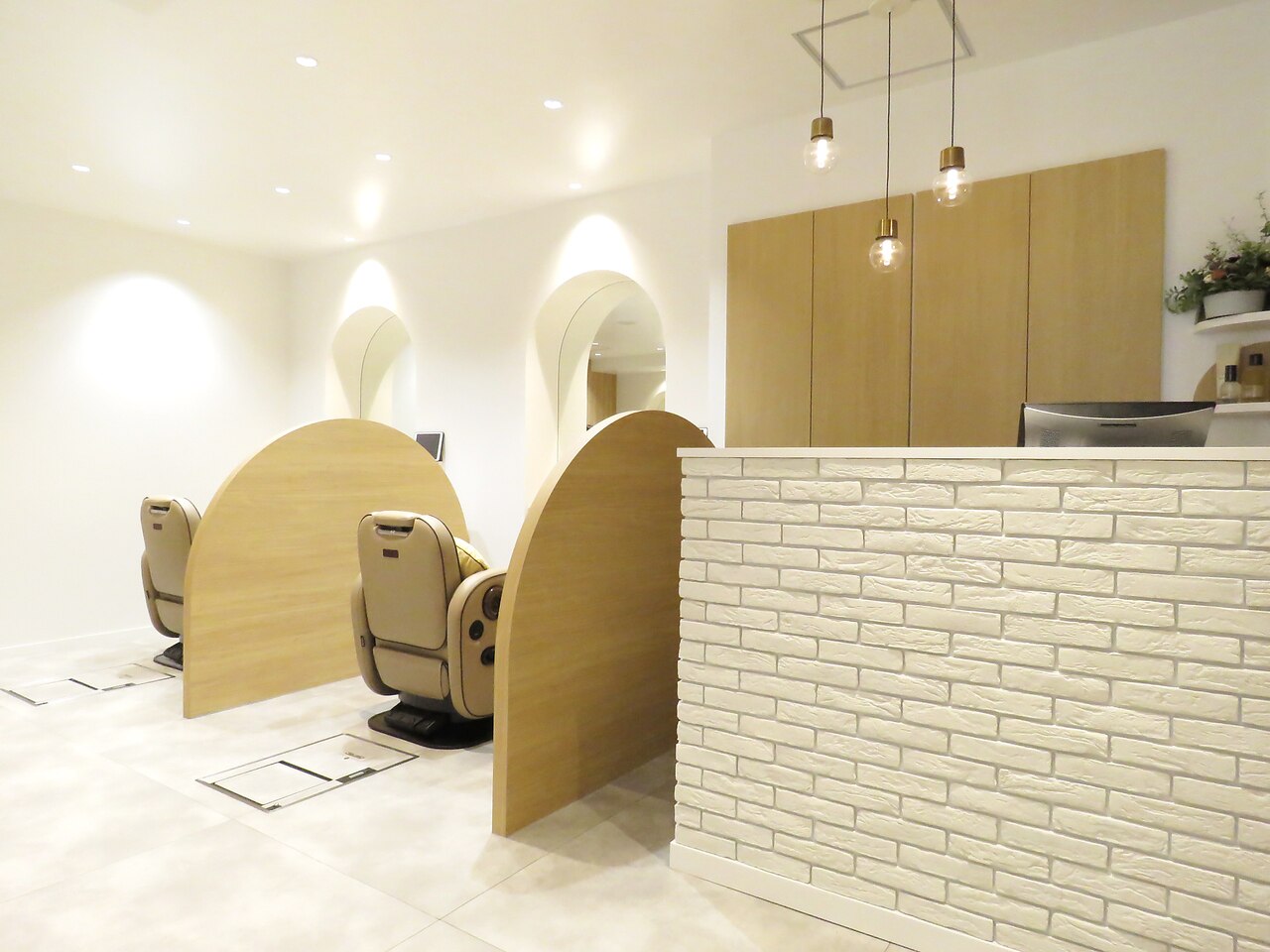 <p>髪に悩むあなたへ。松山で髪質改善ができる美容室へ行こう！</p>
の画像