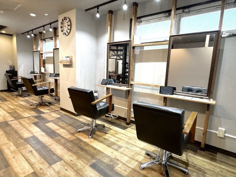 立川市の美容室n hairの店内