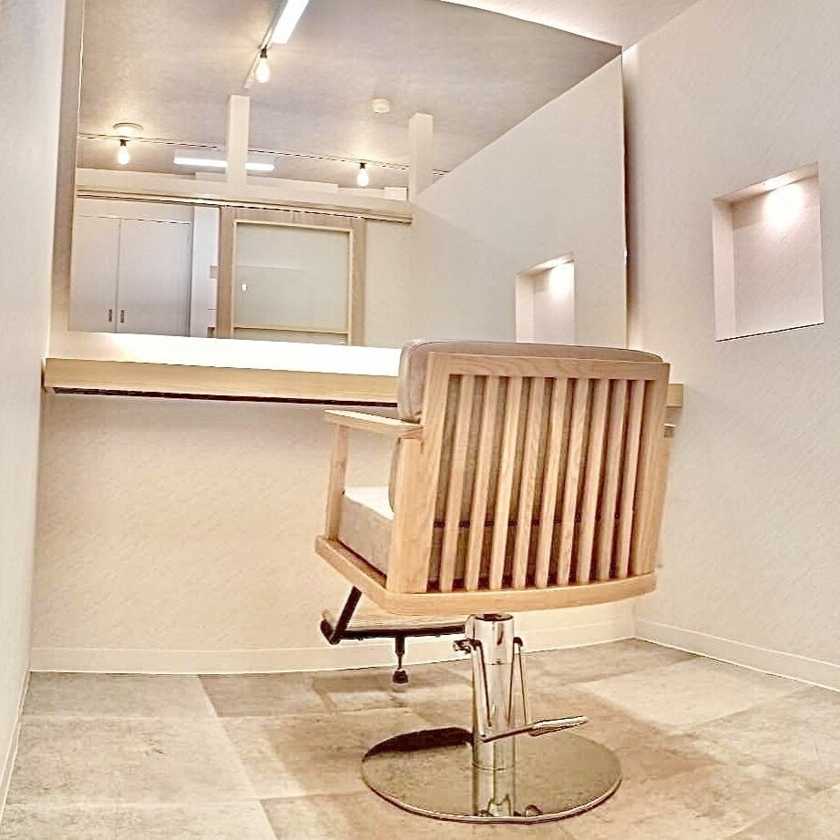 <p>梅田で髪質改善が得意な美容室は？人気サロンを厳選</p>
の画像