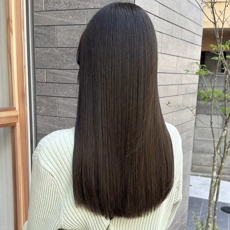 <p>ダメージ毛やエイジング毛も艶めく美髪へ導く「髪質改善」</p>
の画像