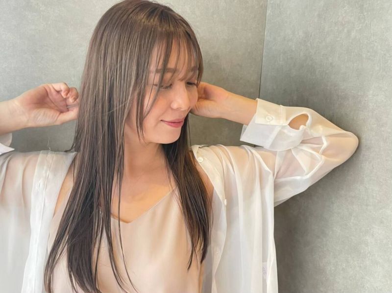 Anon ECLART　浦和店のストレートヘアスタイル