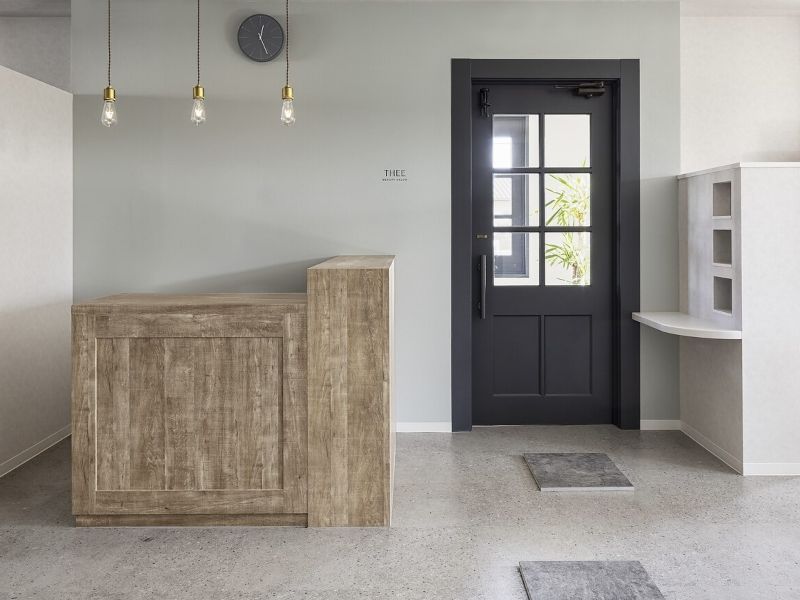 THEEのエントランス