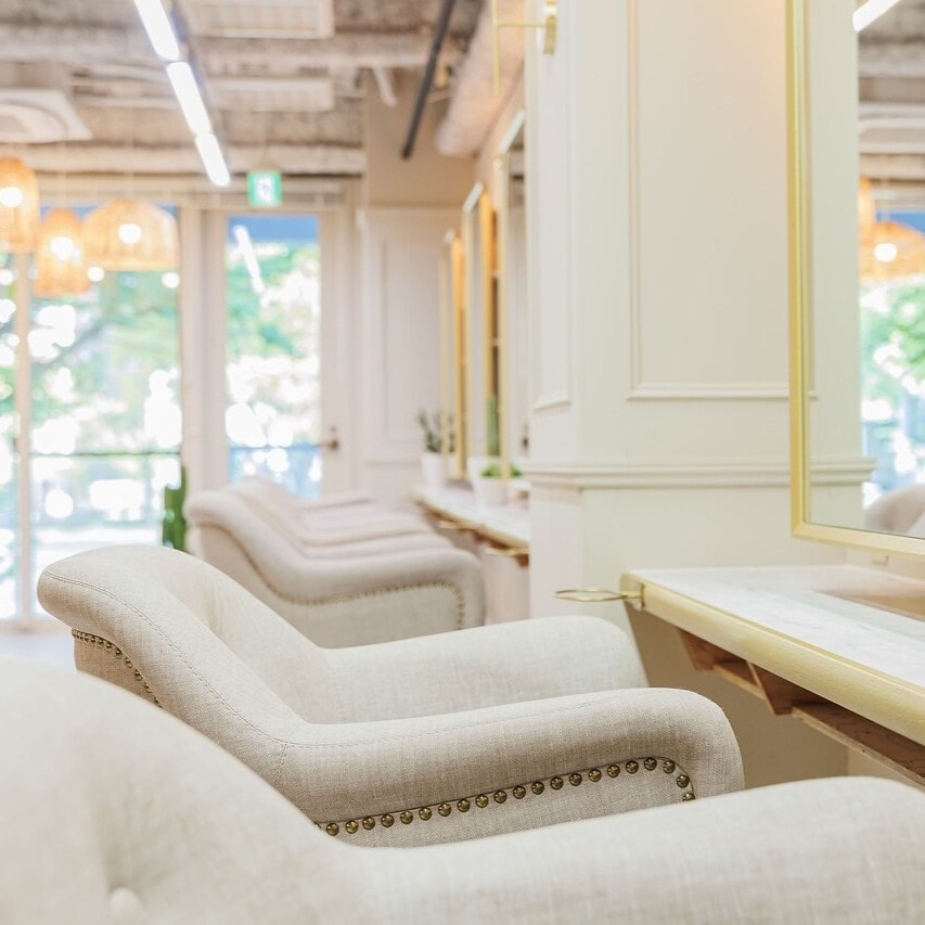 <p>髪質改善が得意な栄の美容室を探そう</p>
の画像