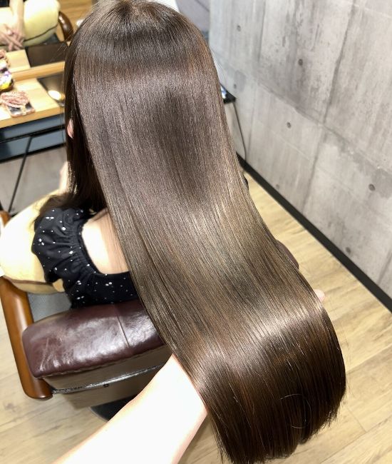 REPLAY by ECLART 赤羽店の美髪ストレートスタイルの写真