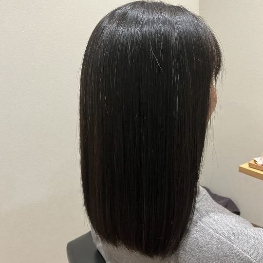 latva 柏の葉美容室（ラトヴァ　カシワノハビヨウシツ）の艶のあるスタイル
