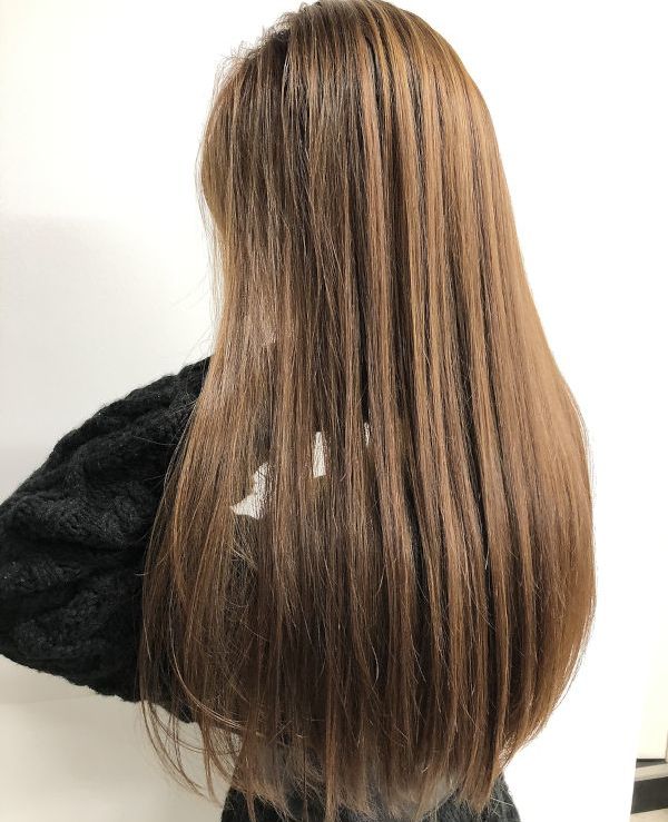 Tisa（ティサ）のストレートヘア