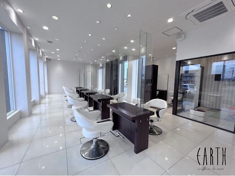HAIR & MAKE EARTH 高崎店（ヘアメイク　アース　タカサキテン）の店内写真