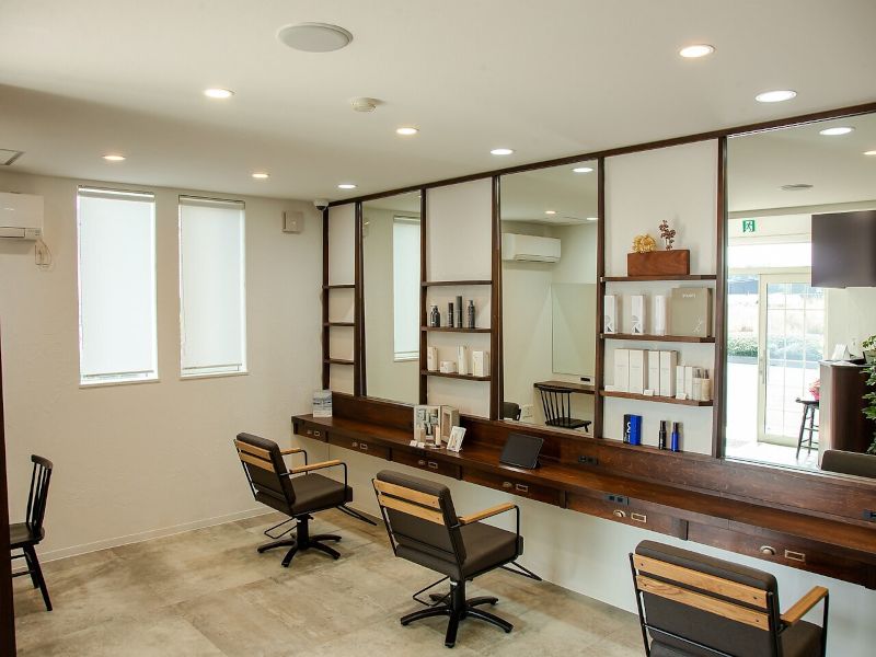 moA hair design つくばみどりの店　by Origins（モア　ヘアデザイン　ツクバミドリノテン）の店内